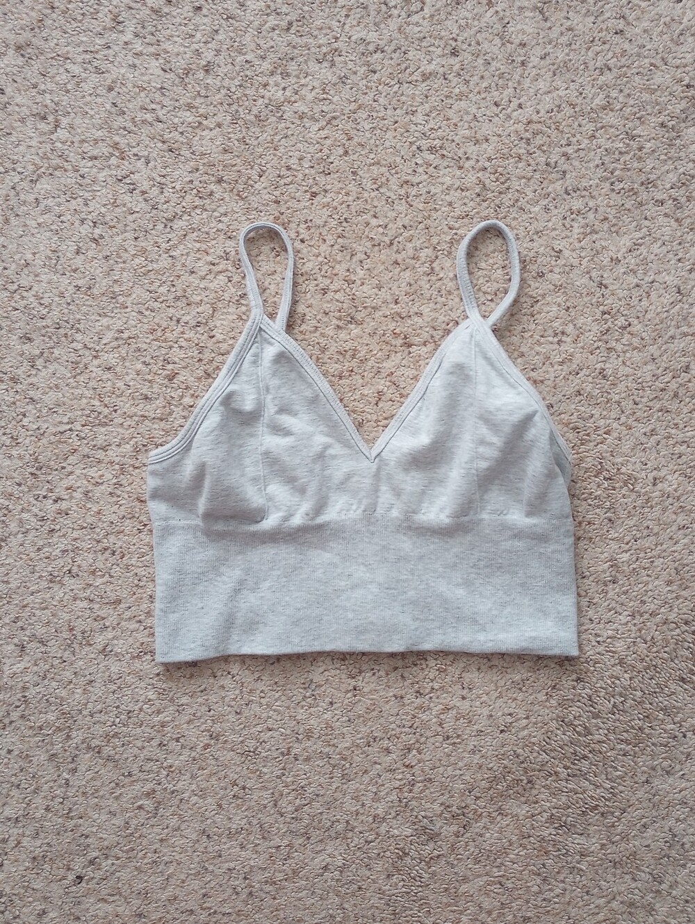 Alo Gray Sports Bra Size Medium Fitness Gym Workout Pilates Sporty